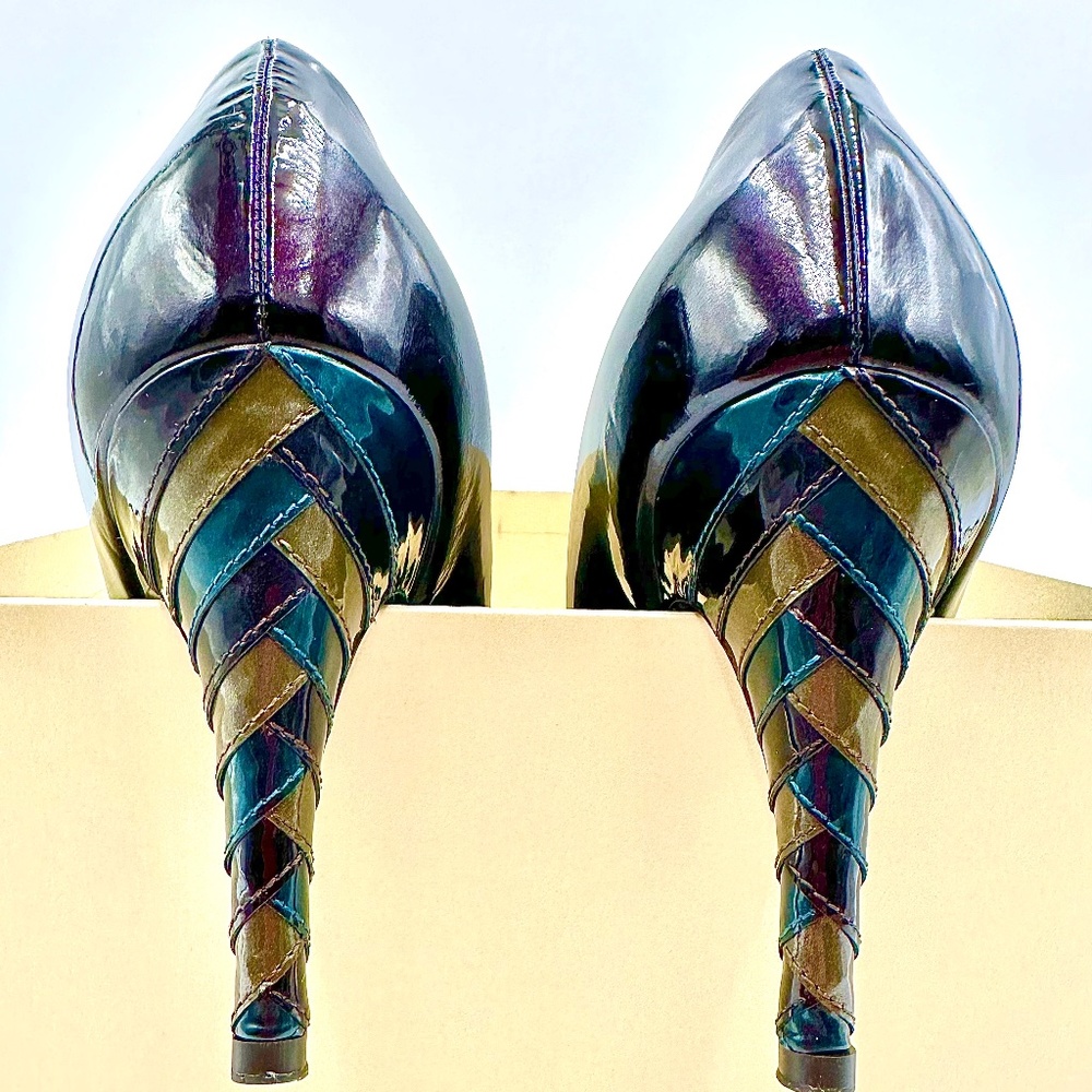 LOUIS VUITTON Vernis Amarante & Teal Woven High Heel Pumps SZ 8.5